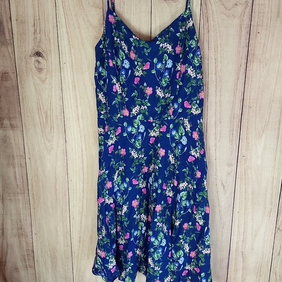 Old Navy Dresses & Skirts - Old Navy Blue Spaghetti Strap Floral V-Neck Summer Dress